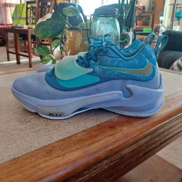Nike Zoom Freak 3 Freezing Time Size 9 - Picture 2 of 10